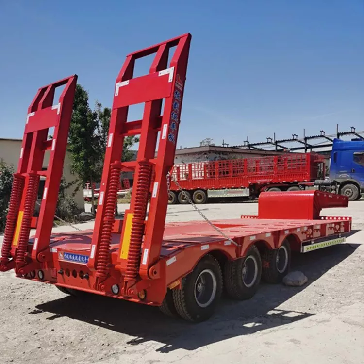 Стандардна полуприколица са спуштеном палубом